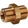 Mamelon fileté double laiton filetage extérieur G 3/8 x G 1/2 po. SW 24 mm (Par 10)