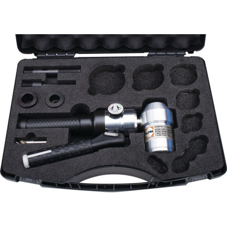Poinçonneuse manuelle COMPACTCOMBI 90 degrés 75 kN 680 bar ALFRA