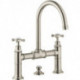 Mélongeur lavabo 220 à pontavec tirette et vidage nickel brossé